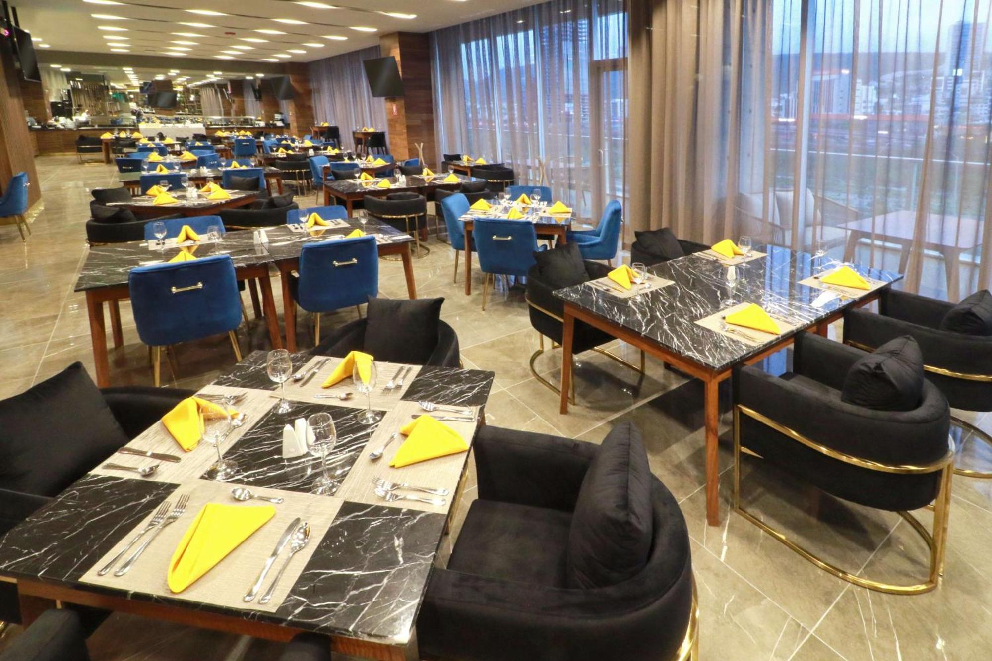 Hilton Garden Inn Monterrey Obispado Luaran gambar